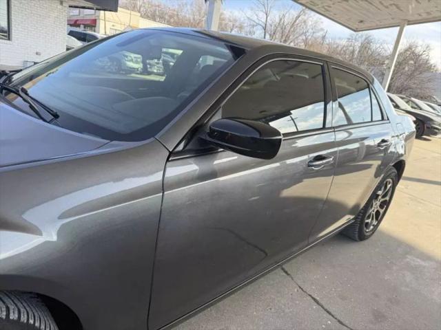 2018 Chrysler 300 Touring AWD