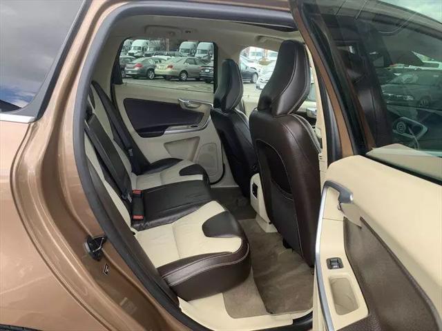 2010 Volvo XC60 T6