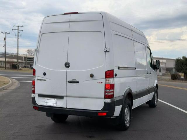 2010 Mercedes-Benz Sprinter 2500 Standard w/144 Van