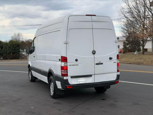 2010 Mercedes-Benz Sprinter 2500 Standard w/144 Van