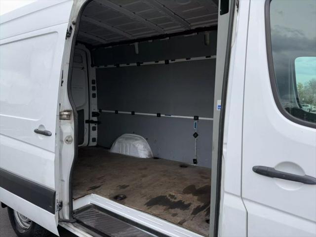 2010 Mercedes-Benz Sprinter 2500 Standard w/144 Van