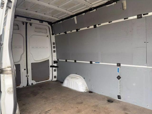2010 Mercedes-Benz Sprinter 2500 Standard w/144 Van