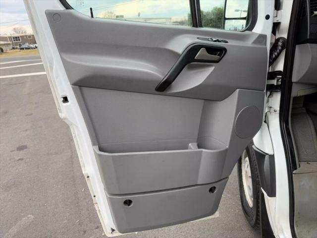 2010 Mercedes-Benz Sprinter 2500 Standard w/144 Van
