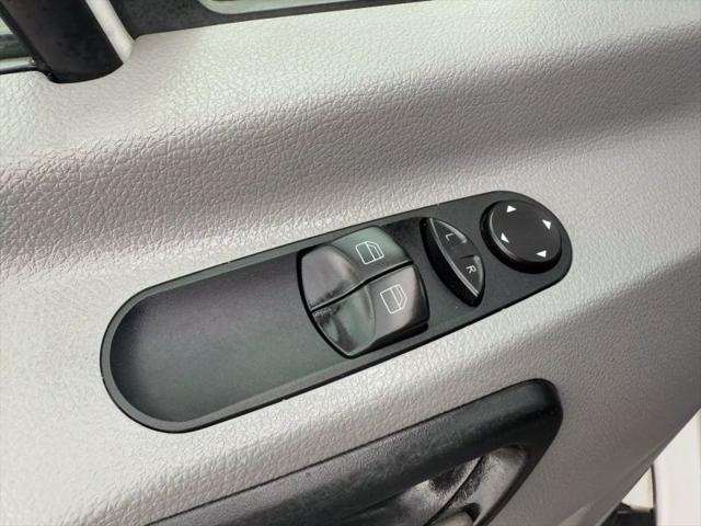 2010 Mercedes-Benz Sprinter 2500 Standard w/144 Van