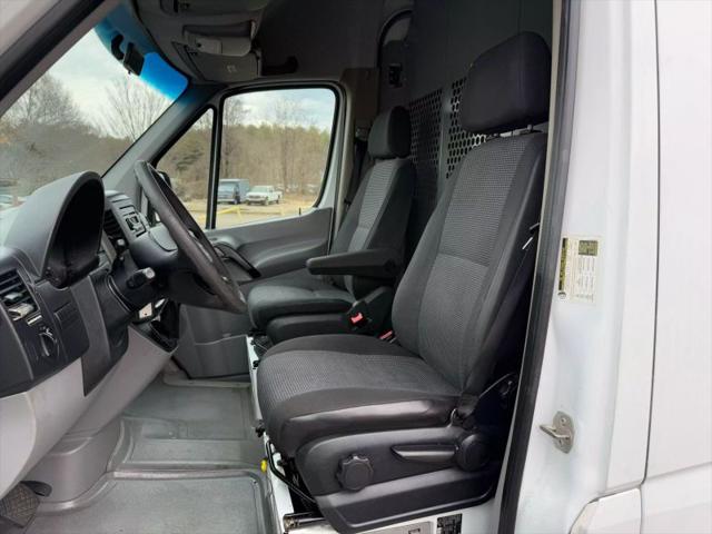 2010 Mercedes-Benz Sprinter 2500 Standard w/144 Van