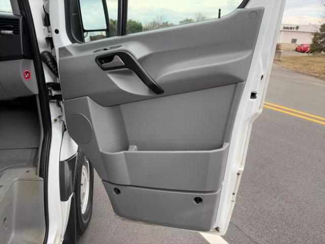 2010 Mercedes-Benz Sprinter 2500 Standard w/144 Van