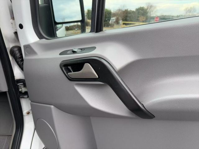 2010 Mercedes-Benz Sprinter 2500 Standard w/144 Van
