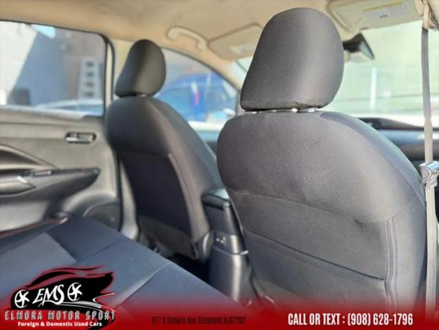 2021 Nissan Versa SR Xtronic CVT
