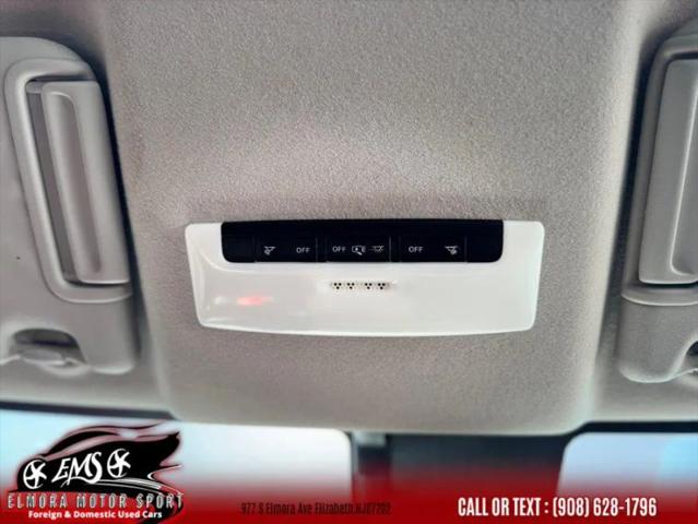 2021 Nissan Versa SR Xtronic CVT