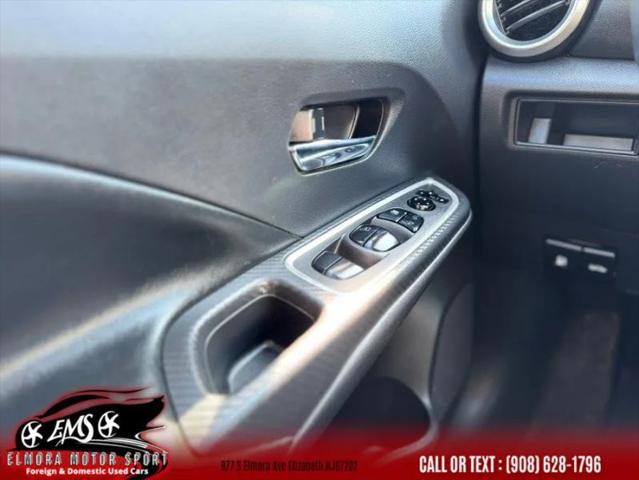 2021 Nissan Versa SR Xtronic CVT