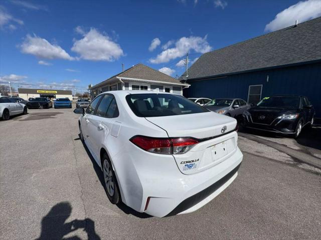 2022 Toyota Corolla LE