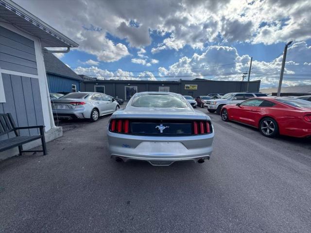 2016 Ford Mustang V6