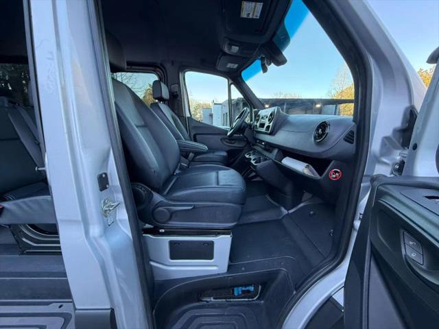 2019 Mercedes-Benz Sprinter 1500 High Roof I4