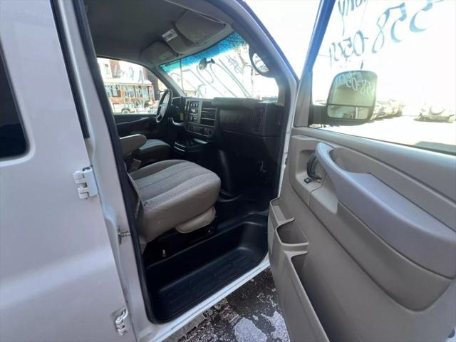 2015 GMC Savana 2500 Work Van