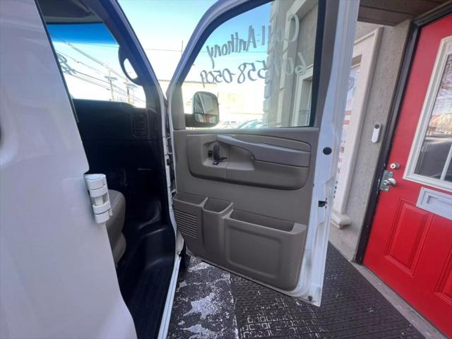 2015 GMC Savana 2500 Work Van