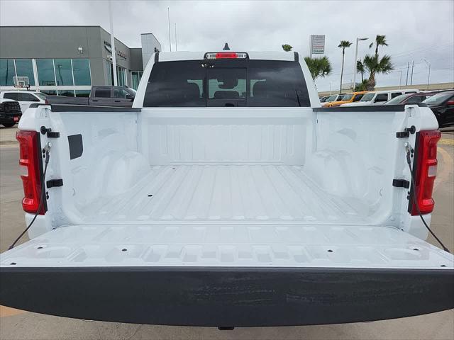 2025 Ram 1500 Lone Star Crew Cab 4x4 5'7" Box