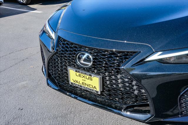 2025 Lexus IS 300 F SPORT Design