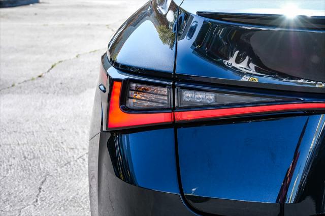 2025 Lexus IS 300 F SPORT Design