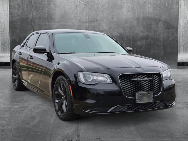 2020 Chrysler 300 Touring