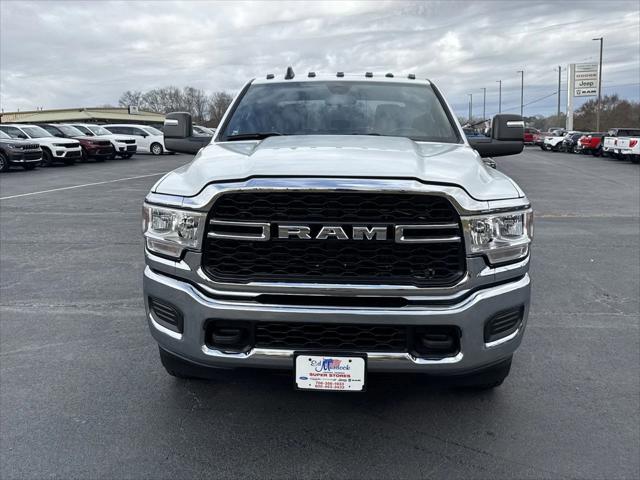 2024 RAM Ram 3500 Chassis Cab RAM 3500 TRADESMAN CREW CAB CHASSIS 4X4 60 CA