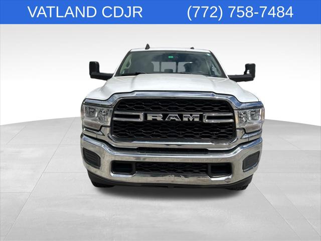 2020 RAM 2500 Tradesman Crew Cab 4X4 64 Box