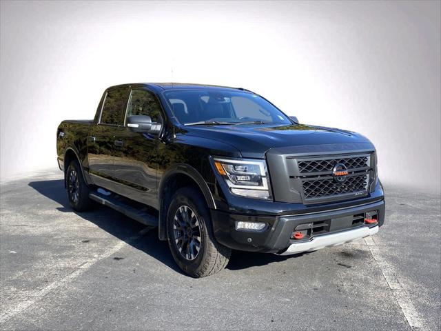 2021 Nissan TITAN Crew Cab PRO-4X 4x4