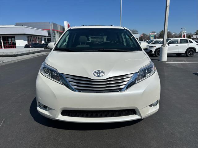 2017 Toyota Sienna Limited 7 Passenger