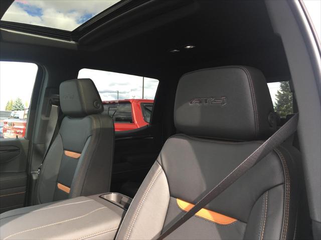 2025 GMC Sierra 1500 4WD Crew Cab Short Box AT4