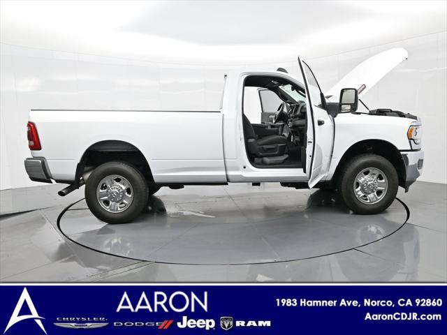 2023 RAM 2500 Tradesman Regular Cab 4x4 8 Box