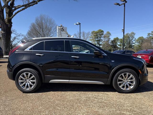 2023 Cadillac XT4 FWD Premium Luxury