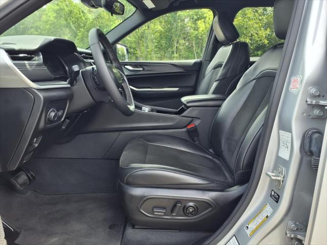 2023 Jeep Grand Cherokee L Altitude 4x4