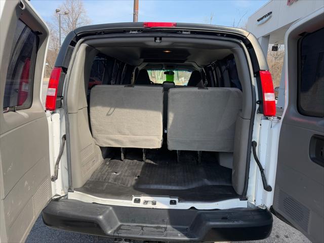2022 Chevrolet Express Cargo Van RWD 3500 Regular Wheelbase WT