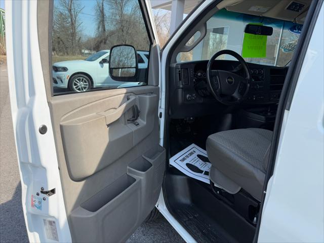 2022 Chevrolet Express Cargo Van RWD 3500 Regular Wheelbase WT