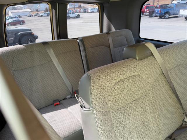 2022 Chevrolet Express Cargo Van RWD 3500 Regular Wheelbase WT