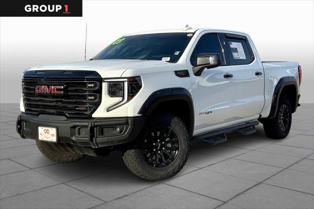 2023 GMC Sierra 1500 4WD Crew Cab Short Box AT4X