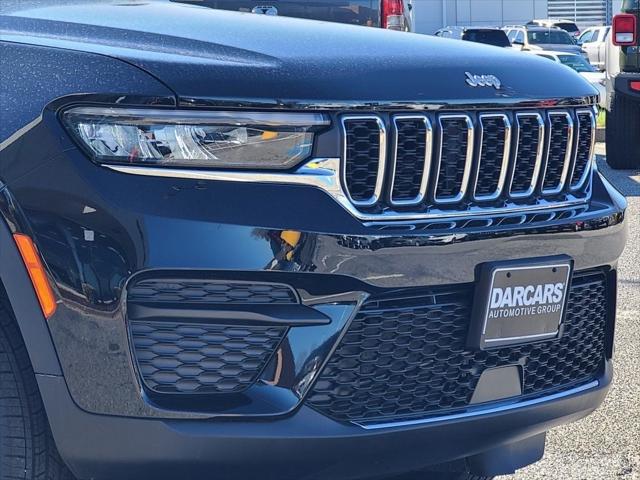 2025 Jeep Grand Cherokee GRAND CHEROKEE LAREDO X 4X4