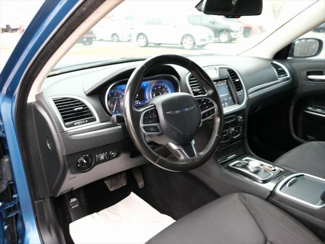 2020 Chrysler 300 Touring