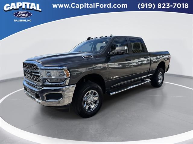 2020 RAM 2500 Tradesman Crew Cab 4X4 64 Box