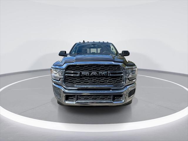 2020 RAM 2500 Tradesman Crew Cab 4X4 64 Box