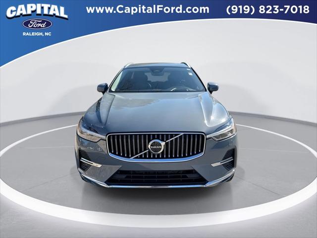 2022 Volvo XC60 B5 Inscription