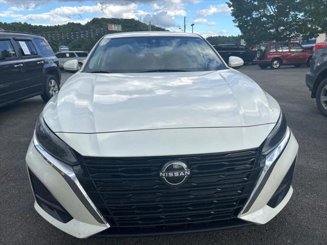 2023 Nissan Altima SV FWD