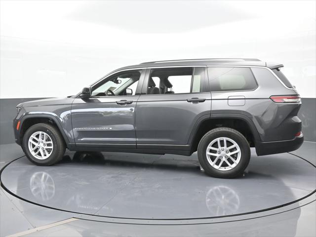 2023 Jeep Grand Cherokee L Laredo 4x2