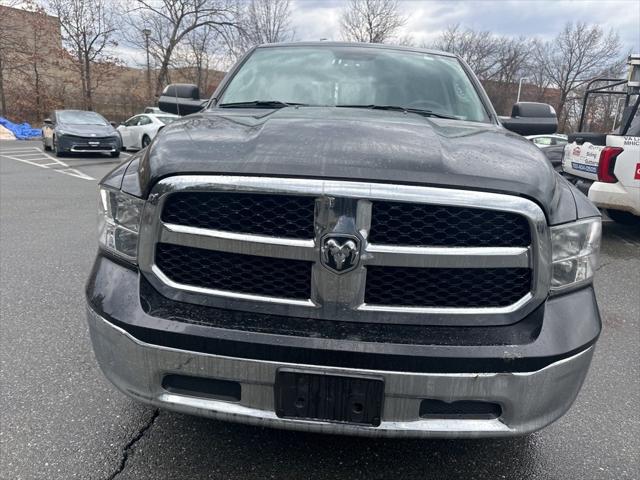 2022 RAM 1500 Classic SLT Crew Cab 4x4 57 Box