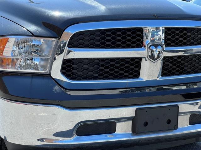 2022 RAM 1500 Classic SLT Crew Cab 4x4 57 Box