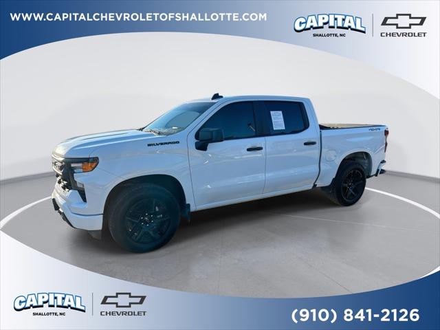 2023 Chevrolet Silverado 1500 4WD Crew Cab Short Bed Custom