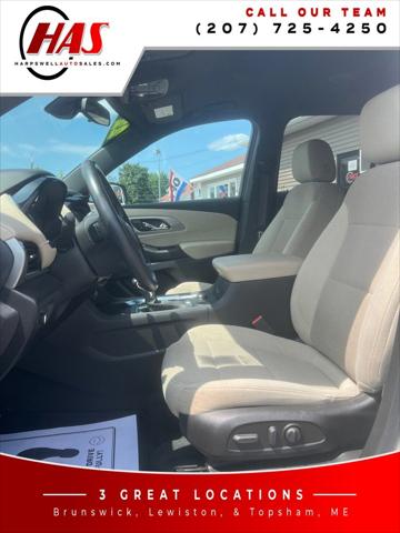 2022 Chevrolet Traverse AWD LT Cloth