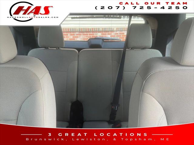 2022 Chevrolet Traverse AWD LT Cloth