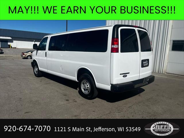 2022 Chevrolet Express Passenger RWD 3500 Extended Wheelbase LS