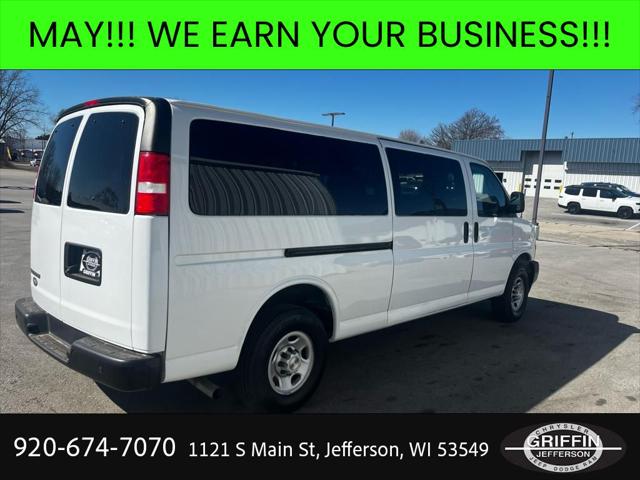 2022 Chevrolet Express Passenger RWD 3500 Extended Wheelbase LS
