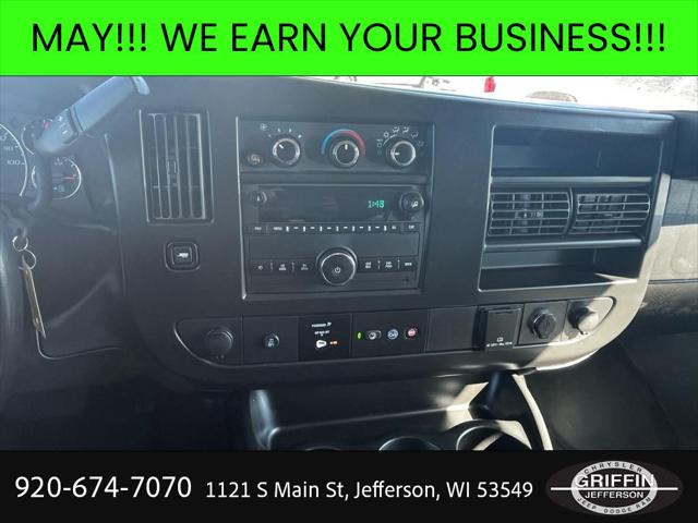 2022 Chevrolet Express Passenger RWD 3500 Extended Wheelbase LS